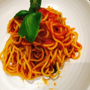  Spaghetti al Pomodoro